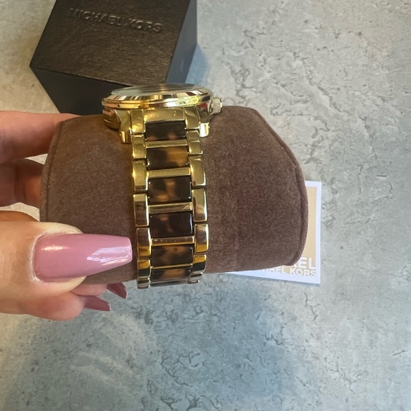 Michael Kors Watch Gold/Tortoise w/ Rhinestones (Women) main image 4